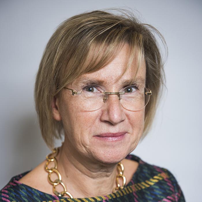 Dr. Petra Janssens